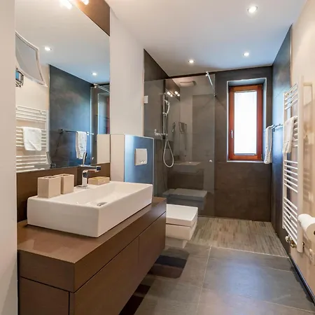 Jaeger Apartment